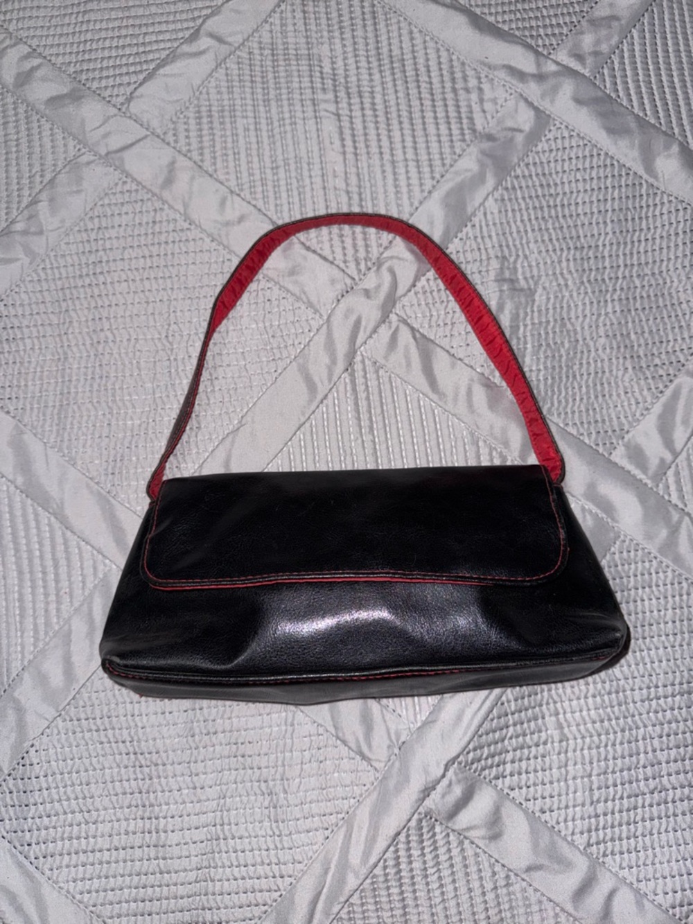 Vintage Y2K Victoria Secret Black Shoulder Bag with Red Trim and Strap